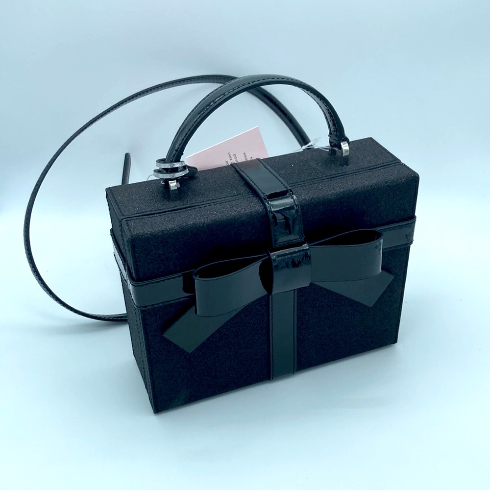 NWT KATE SPADE BLACK WRAPPING PARTY GIFT BOX CROSSBODY